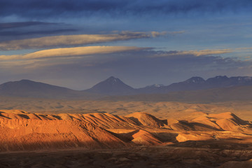 Naklejka na ściany i meble Moon Valley, Atacama Desert, Chile