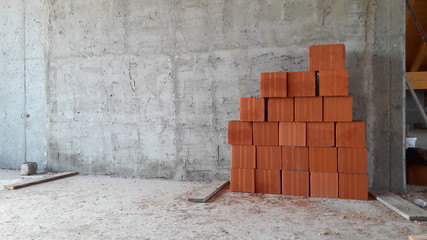 Materia prima nel Cantiere edile - mattoni