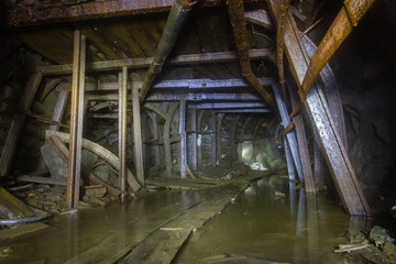 Underground old ore gold mine tunnel shaft passage mining technology with timbering