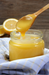 lemon kurd - custard on fruit juice