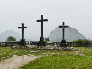 Tres cruces