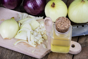 Onion and medicinal juice for a cold. Natural and alternative methods of treatment.