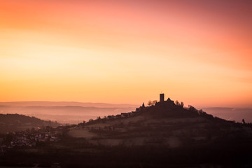 Burg Gleiberg im Morgenrot II