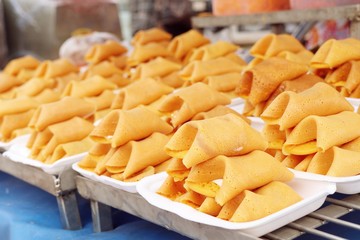 Thai crispy pancake - cream crepes