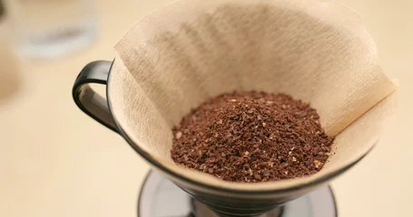 Foto op Plexiglas Making drip coffee at home © leungchopan