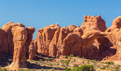 Fototapeta premium Beautiful autumn scenery in the Arches National Park, Utah, on a claer day with blue sky