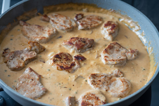 Schweinefilet in Pfefferso&szlig;e