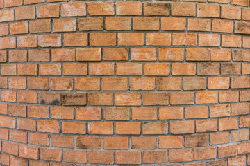 Round brick wall. All bricks in this bond are stretchers.