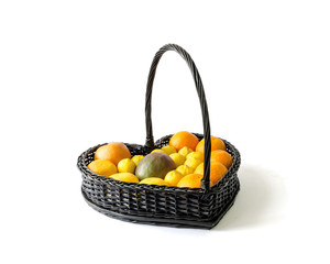 Full handle basket with fruit