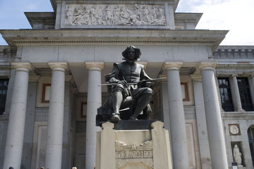 Statue of Vel&aacute;zquez located in front of the Prado Museum, in Madrid. Spain