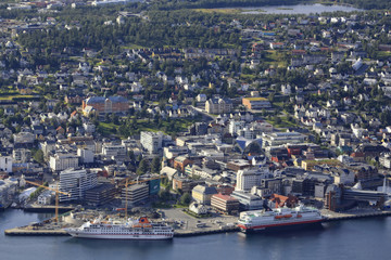 Fototapeta na wymiar Tromso city in Northern Norway