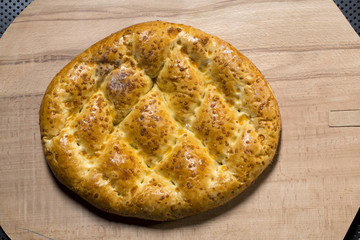 Ramazan pidesi, Türkiye'de Ramazan Ayına has olarak  bir ay boyunca iftar saatinde tüm ekmek fırınlarında bu ekmek çeşidi üretilir
