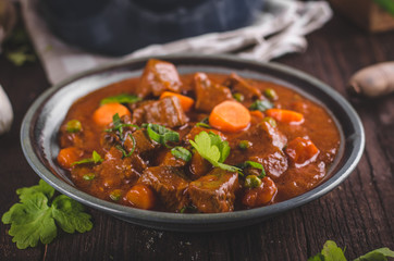 Beef stew with carrots - 199761330