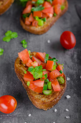 French garlic toast with vegetable salad