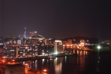 Fototapeta na wymiar 福岡市中央区の夜景都市風景