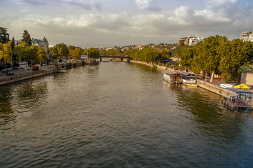 Beautiful panorama mtkvari river , autumn, tbilisi, georgia