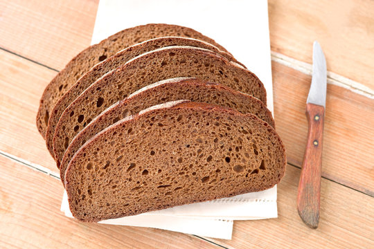 Roggen-Mischbrot Images – Browse 3 Stock Photos, Vectors, and Video ...