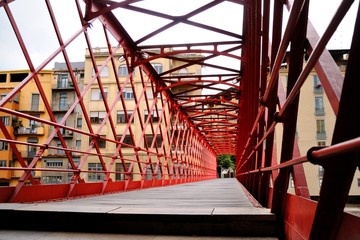 Red iron bridge or Girona Eiffel Bridge (Pont de les Peixateries velles, 1877), Girona, Catalonia,...