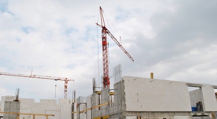 Dźwigi na budowie © bnorbert3