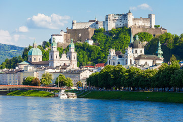 Fototapeta premium Zamek Hohensalzburg w Salzburgu