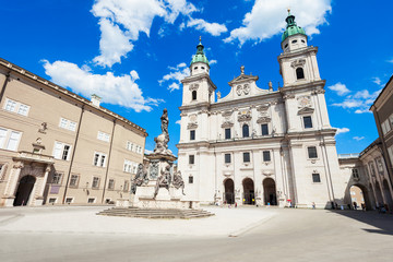 Fototapeta na wymiar Salzburg Cathedral in Salzburg