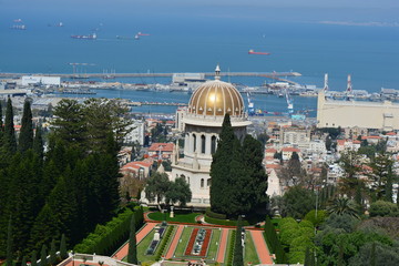 Fototapeta na wymiar Shrine of the Bab in Haifa, Israel