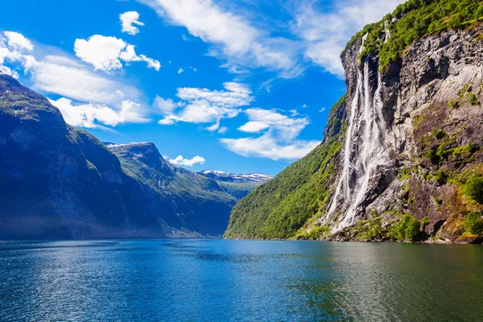 Fjord de Geiranger - Adobe Stock