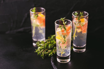Gin bitter lemon with thyme and grapefruit.