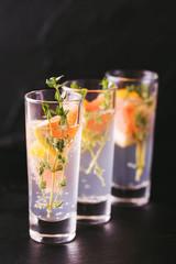 Gin bitter lemon with thyme and grapefruit.