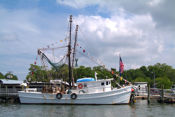 Fototapeta na wymiar Shrimp Boat