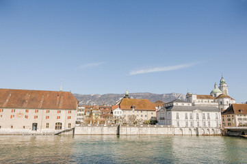 Solothurn, Kathedrale, St. Ursen-Kathedrale, Altstadt, Stadt, Aare, Barock, Barockkirche, Uferweg, Landhausquai, Kreuzackerbrücke, Frühling, Schweiz