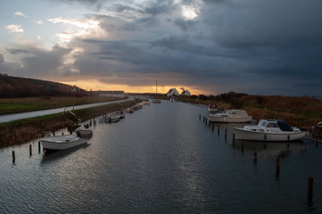Obraz premium Løgstør Havn Sunset Løgstør Hafen Sonnenuntergang