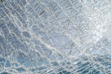 Bruchglas im Container