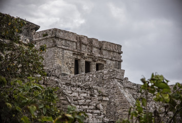 Fototapeta na wymiar Ruinas Mayas en Tulum Quintana Roo Mexico