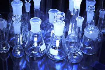 Chemical laboratiry glassware