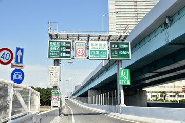 都市高速　福岡市百道出入口