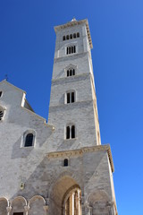 Fototapeta na wymiar Italy, Puglia, Cathedral of Trani, a messenger monument of a UNESCO culture of peace, is a splendid example of Apulian Romanesque architecture, 