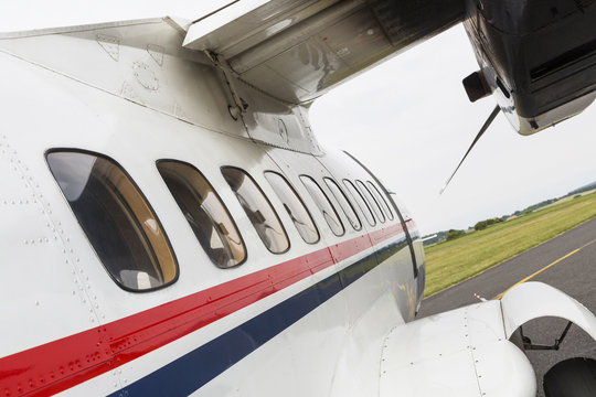 Turbolet transport aircraft for parachute jump