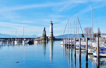 Fototapeta na wymiar Hafen, Lindau, Bodensee