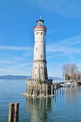 Fototapeta na wymiar Leuchtturm, Hafen, Lindau, Bodensee