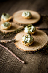 Bazil and creamcheese appetizer