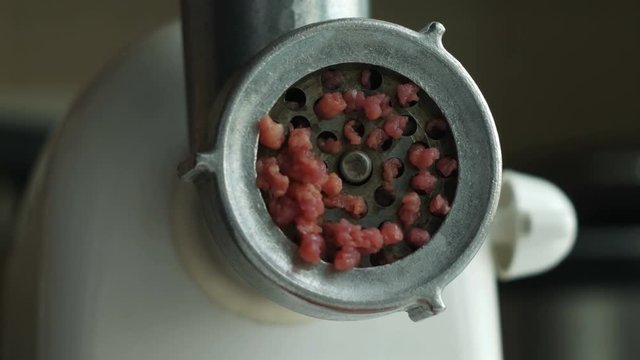 Cooking the meat forcemeat using the meat grinder