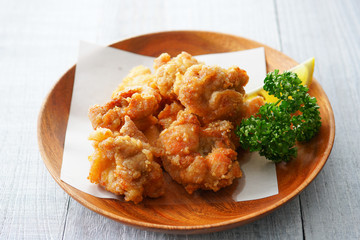 鶏のからあげ