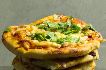 Delicious little pizza;