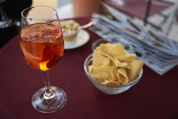 Spritz cocktail with chips