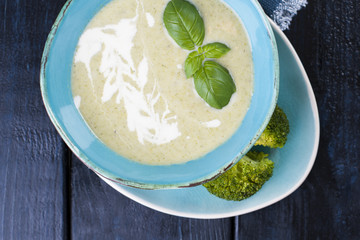 green soup with spinach. healthy eating. vegetables. vegan. view from above. free space for text