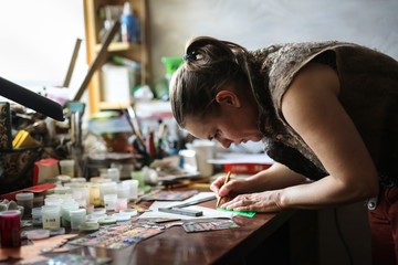 enamel master put sketch on copper creativity