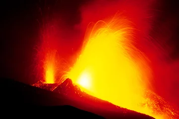 Crédence de cuisine en verre imprimé Volcan Etna, Fontana di lava