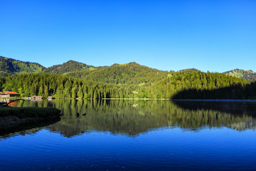 Fototapeta na wymiar Majestic Lakes - Spitzingsee