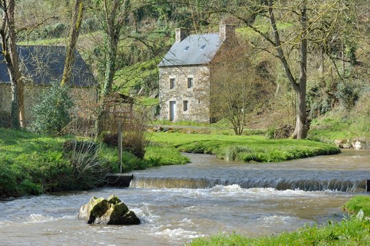La rivière Le Guindy en Bretagne dans le Trégor